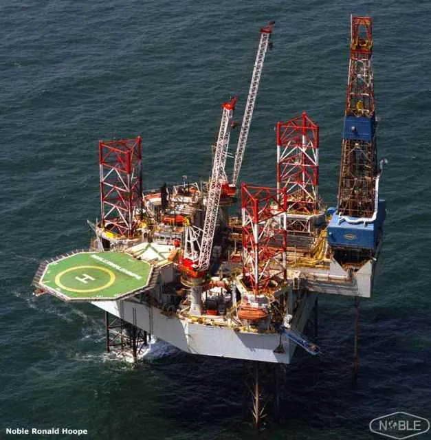 Bohrinsel von Noble Drill